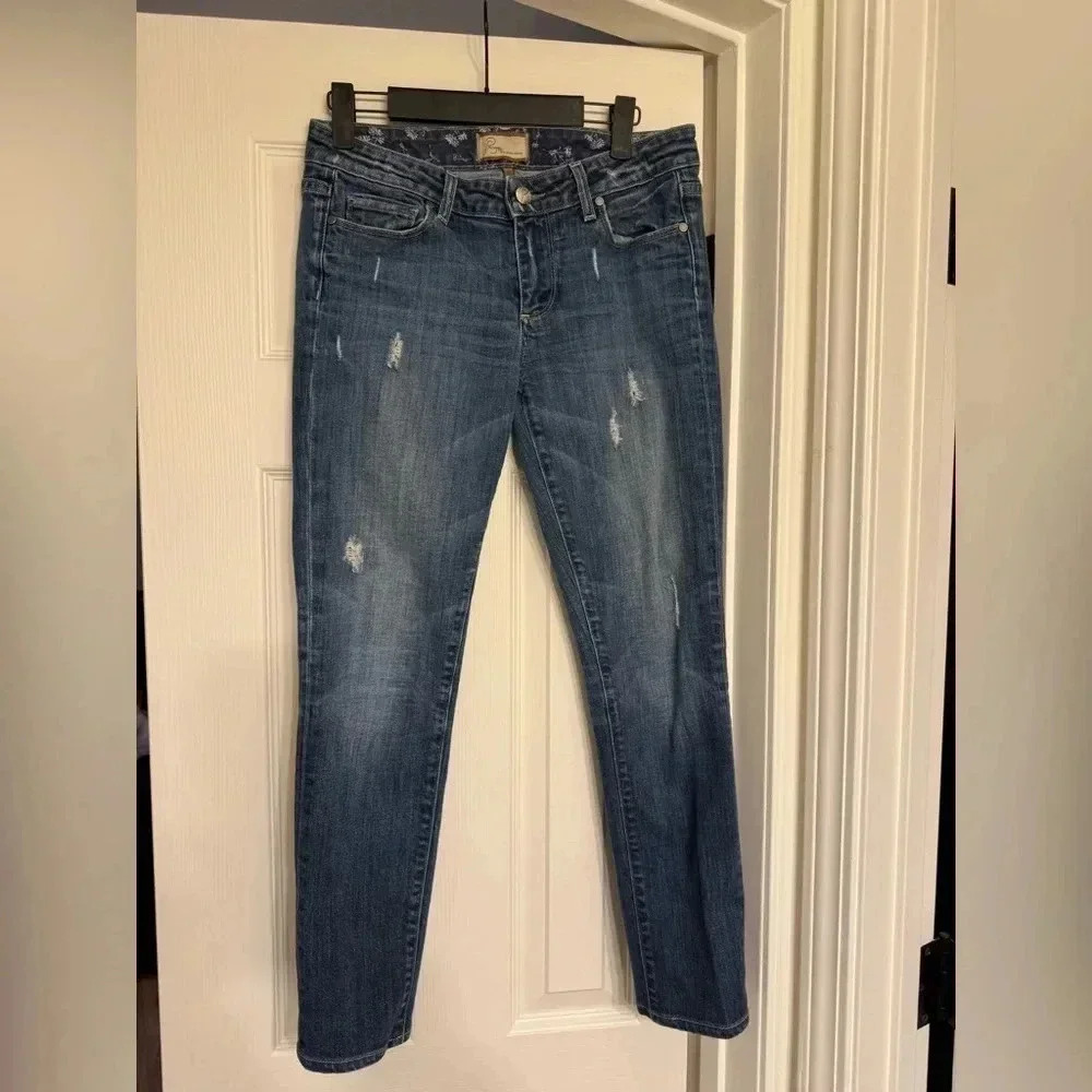 Paige Medium Wash Skinny Jeans Size 28